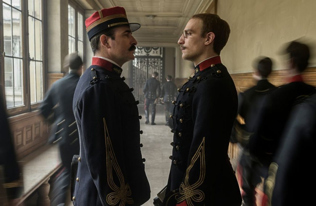 Prizor iz filma Časnik i špijun