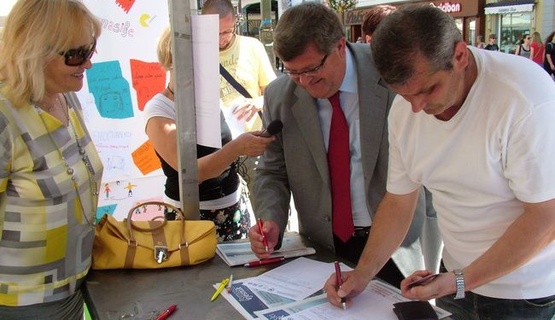 Gradonačelnik potpisao peticiju za referendum o izmjenama Zakona o radu