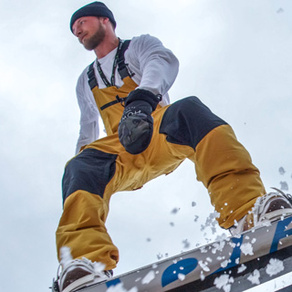 Slovenac Nejc Ferjan dominirao je cijelom stazom s različitim varijacijama trikova – od teških figura do jednostavnijih trikova s puno stila - čime je drugu godinu zaredom osvojio naslov najboljeg vozača Carnival Snowboard Sessiona.