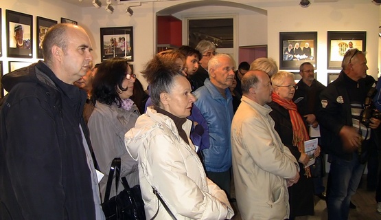 31. ožujka u Galeriji Principij  otvorena je izložba fotografija Nikole Kurtija i Miroslava Radića. Naziv izložbe je "Sveta Zemlja kroz dva objektiva", a organizator je Akademsko katoličko društvo "Jeronim".