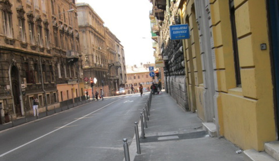 Postavljeni stupići u ulici Pomerio