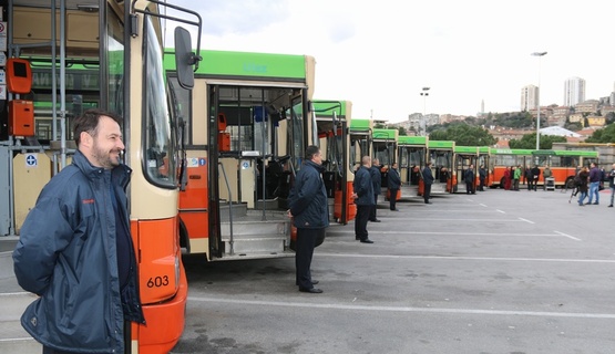 Komunalno društvo Autotrolej predstavilo je na autobusnom terminalu Delta 10 autobusa javnog gradskog prijevoza koji prvi u Hrvatskoj kao pogonsko gorivo koriste smjesu ukapljenog naftnog plina (UNP) i dizela. Autobusi čiju je preinaku sufinancirao Fond za zaštitu okoliša i energetsku učinkovitost sa 40% ukupne procijenjene vrijednosti, troše do 10% manje goriva i smanjuju vrijednosti elemenata ispušnih plinova do 35 %.također predstavljeno je i 10 novih minibuseva koji kao pogonsko gorivo koriste stlačeni prirodni plin (SPP).