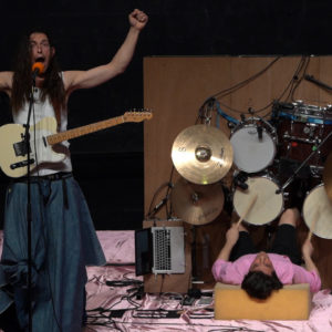 Koncert benda koji gleda u krivom smjeru (6)