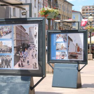 Na Korzu postavljena izložba posvećena festivalu Fiumare (6)