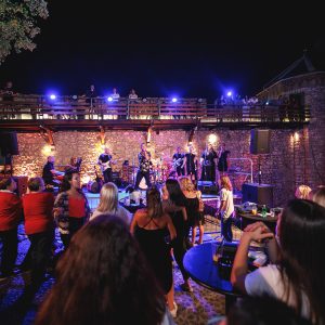 Na rasprodanoj Gradini Damir Kedžo održao povratnički koncert