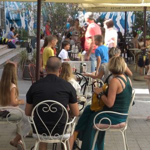 Mjesec malih okica: Dan umjetničkih avantura na Čajnom trgu