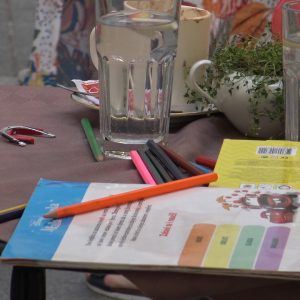 Mjesec malih okica: Dan umjetničkih avantura na Čajnom trgu