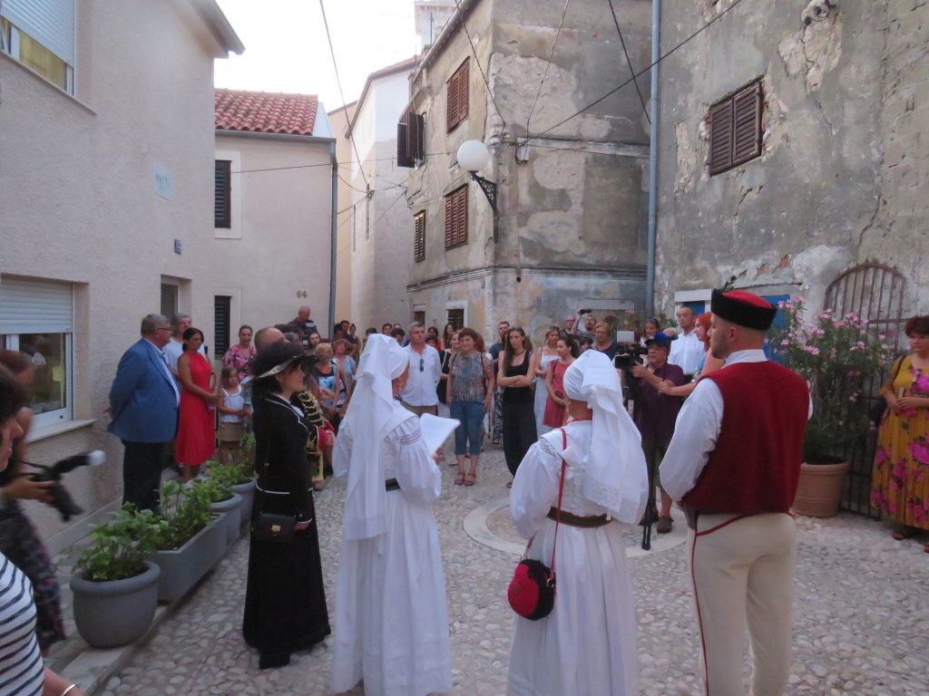 Novljanski ljetni šušur u susjedstvu Novi Vinodolski EPK oživio likove iz bajki