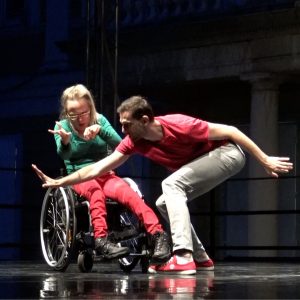 Okret nazad, naprijed dva