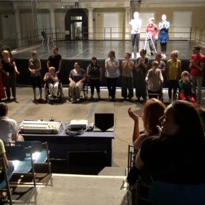 Okret nazad, naprijed dva