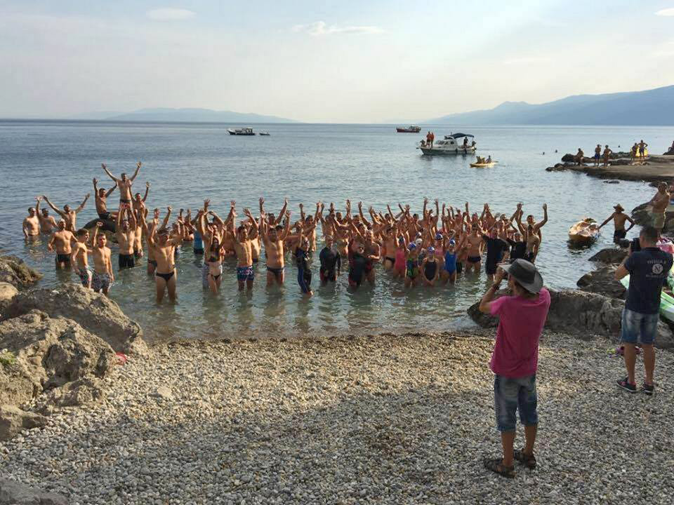 Sudionici prošlogodišnjeg plivaćkog maratona