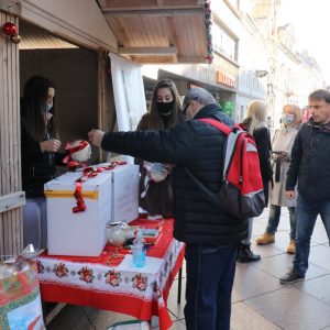 Humanitarna akcija Kuglice dobrih želja na Korzu