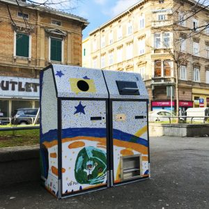 Novih sedam pametnih spremnika na riječkim ulicama