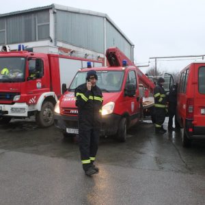 Riječki vatrogasci odmah nakon potresa krenuli su pomoć razorenim gradovima u Sisačko-moslavačkoj županiji