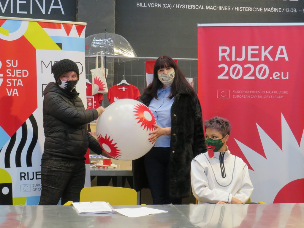 Primopredaja vremenske kapsule 27 susjedstava EPK