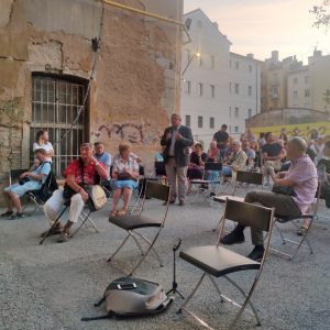 Rasprava o dokumentarcu Fiume crno crveno u Benčiću