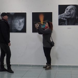 Fotografska izložba „3 Žorža“ u Kloviću
