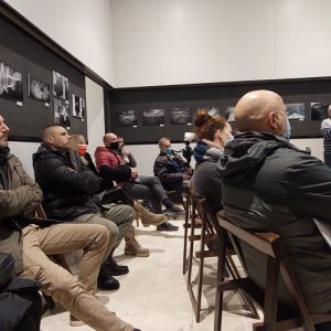 Ivica Nikolac, predsjednik Foto kluba Color, održao je predavanje o crno-bijeloj fotografiji