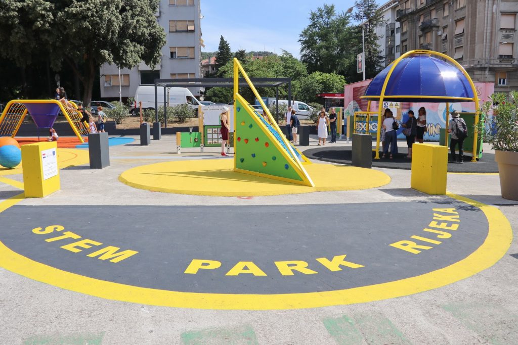 STEM park ispred OŠ Nikola Tesla