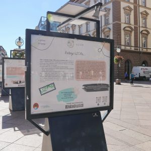 15 godina postojanja udruge UZOR - izložba na postamentima na Korzu