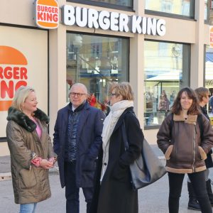 Tradicionalna marenda s građanima na Korzu uoči Uskrsa