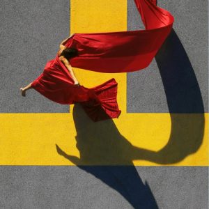 Nenad Martić - 1. nagrada - Plešući s crvenom na žutoj