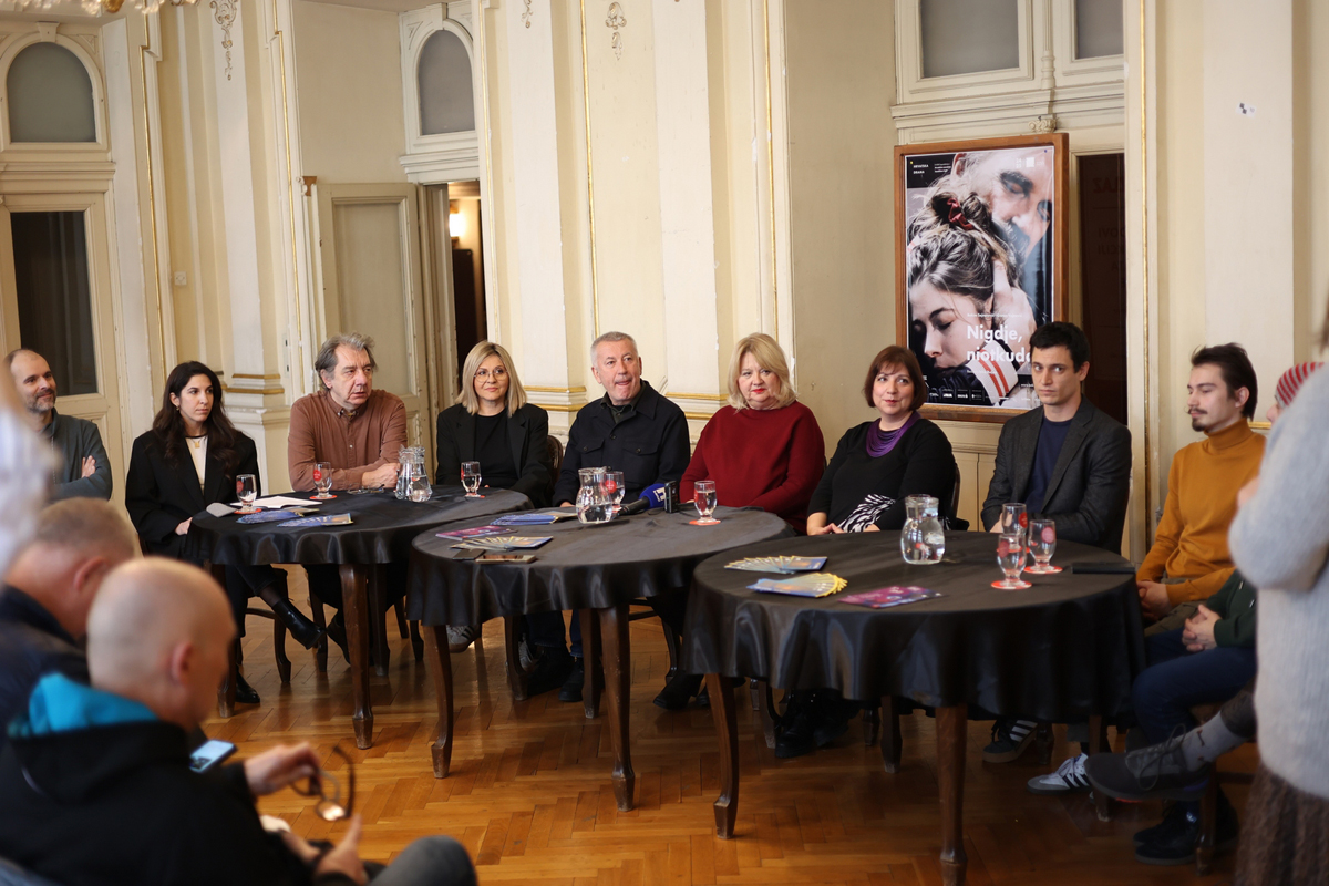 Predstava Nigdje nitkuda Foto Dražen Šokčević; HNK Ivana pl. Zajca