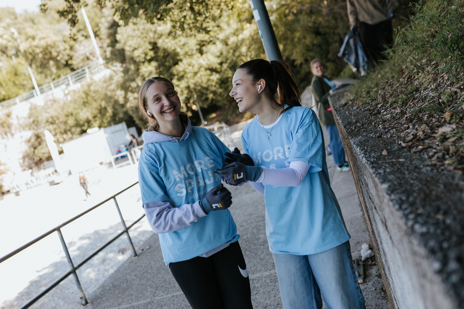 UBeachCleanup 2025 ucenici