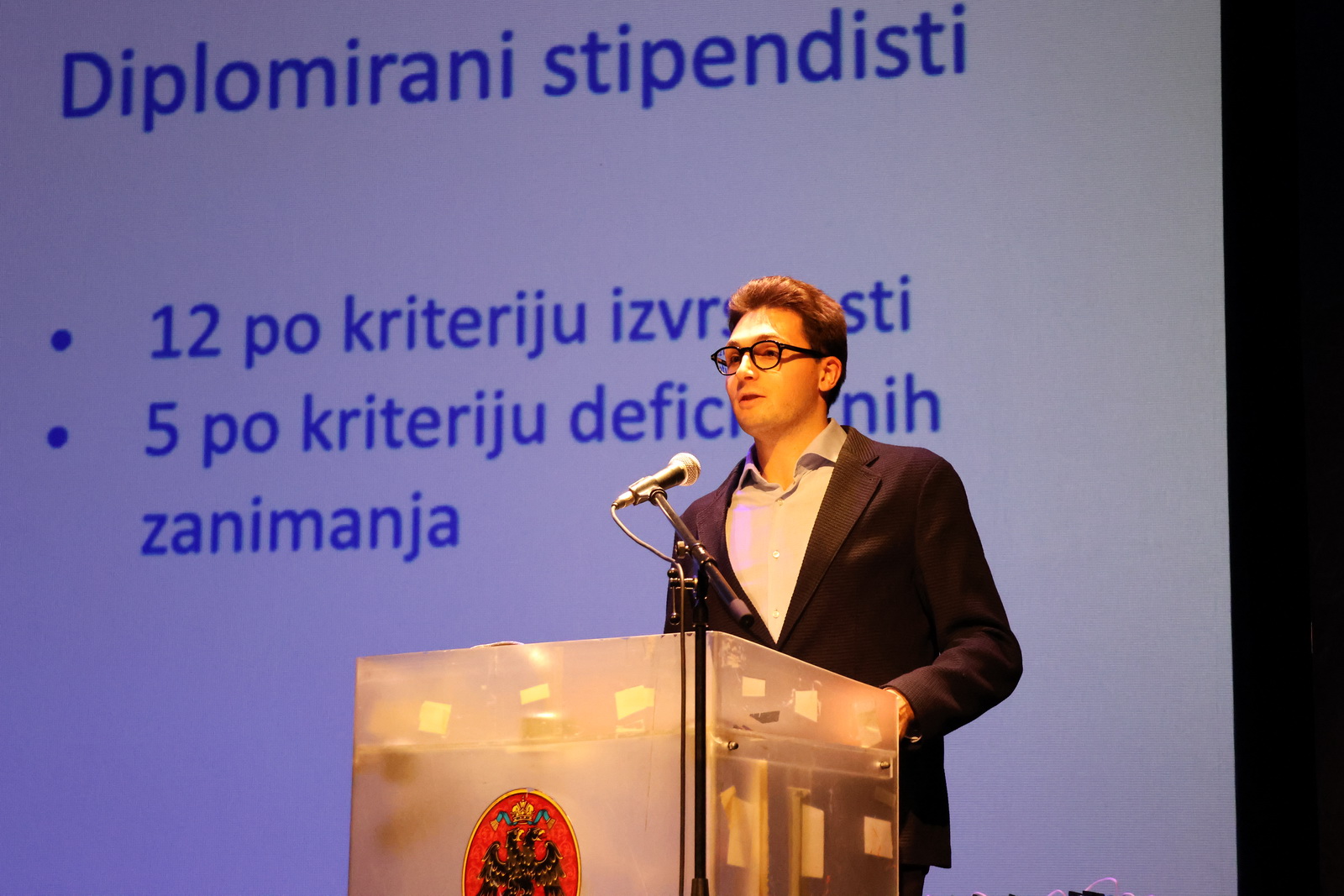 Eugen Car uputio je zahvalu uime svih diplomiran stipendista